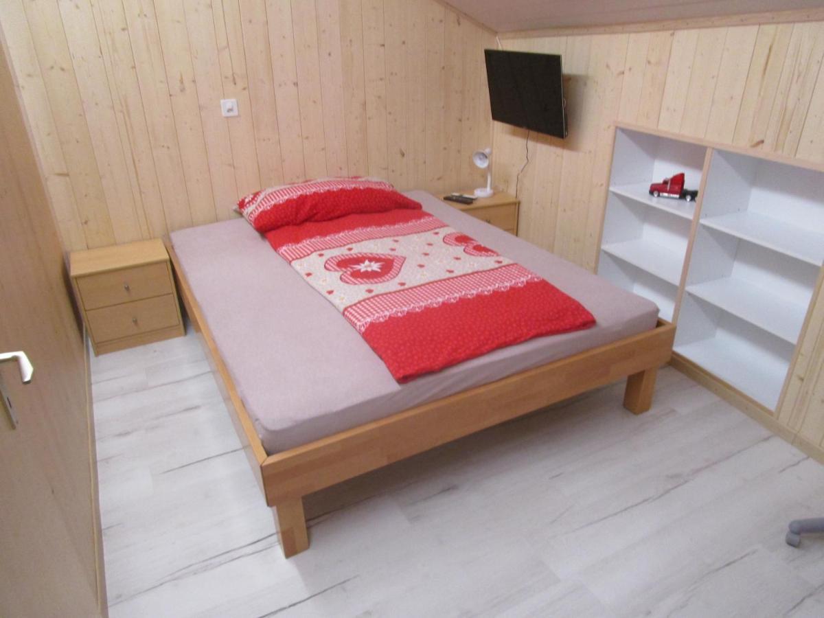 Postman8 - Bed And Breakfast Stalden Ngoại thất bức ảnh