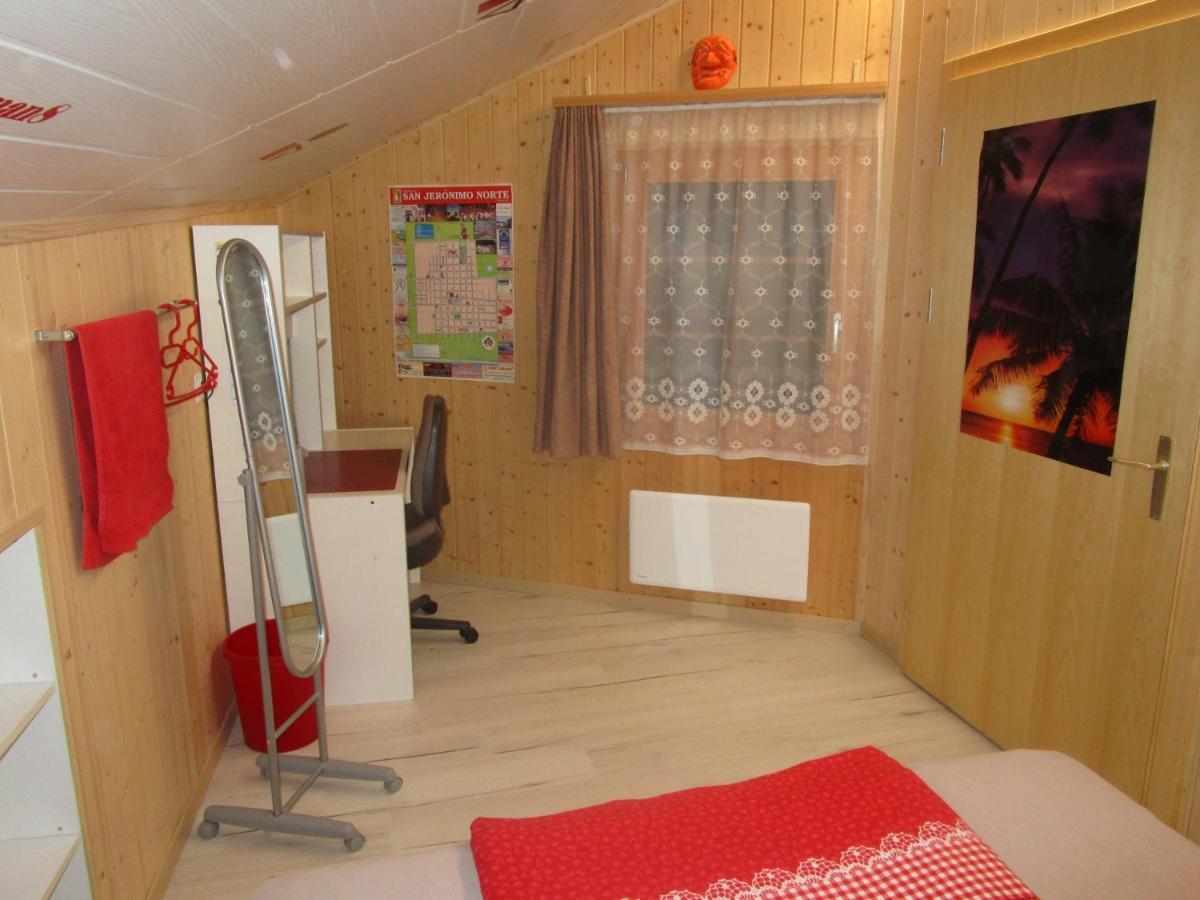 Postman8 - Bed And Breakfast Stalden Ngoại thất bức ảnh