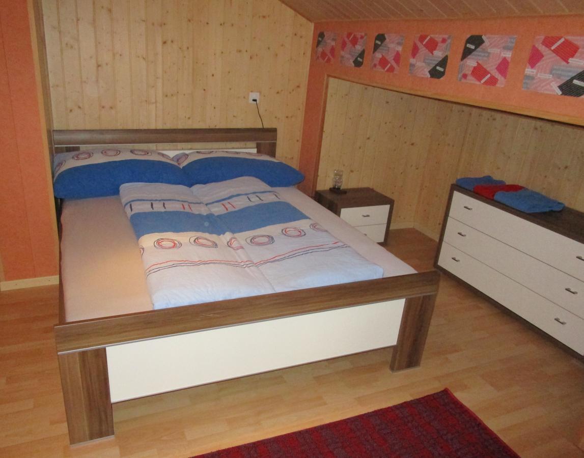Postman8 - Bed And Breakfast Stalden Ngoại thất bức ảnh